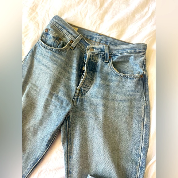 Levi 501 denim worn but still good condition. Has a slight Small stain as seen - Picture 1 of 8